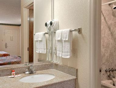 Super 8 By Wyndham Santee Hotel Екстериор снимка